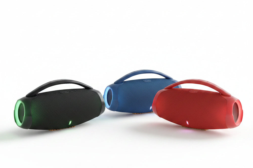 Bocina Portátil Impermeable Booms Box 3 RGB – Sonido Potente, Batería de 5h, Certificación IP67 y Manos Libres