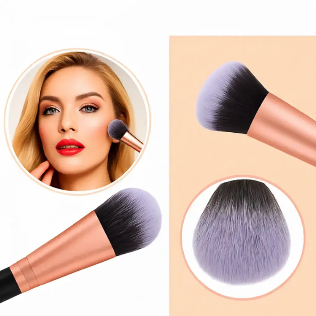 Brocha de maquillaje profesional de cerdas suaves con mango metálico rosa y detalles de uso facial.